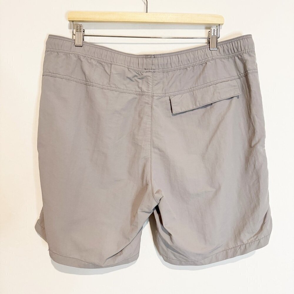 H&M Mens Gray‎ Shorts Size XL - Picture 8 of 8